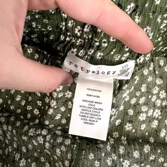 NWT Green Floral Pull On Shorts - Picture 5 of 5